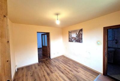 Casa individuala cu curte, 5 camere, cartier Noua - 5