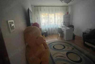 Direct proprietar inchiriez apartament 3 camere - 2