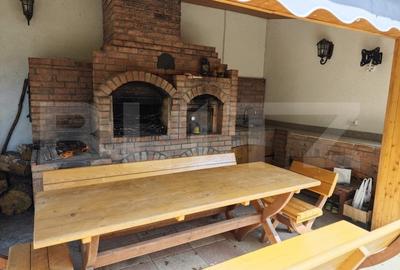 Casuta de vacanta in padure , zona Barnova - 4