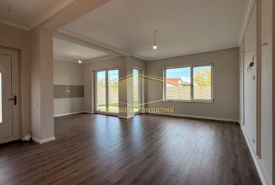 Duplex cu 3 camere cu Canalizare în Moșnița Nouă - 2