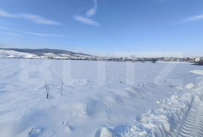 Teren de 7000 mp, în Central - 2