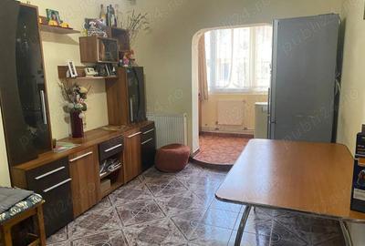 Apartament cu 3 camere decomandat în Central - 3