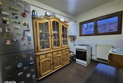 Apartament cu 3 camere semidecomandat în Central - 4