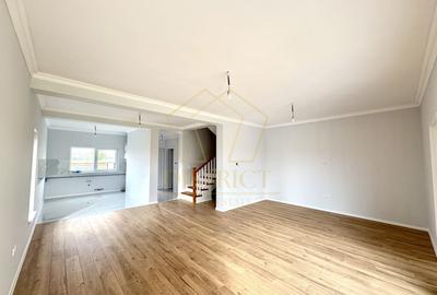 Duplex cu 5 camere cu Canalizare în Moșnița Nouă - 1