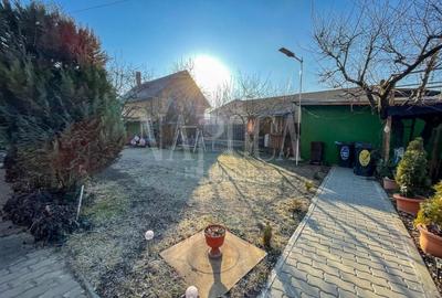 Casă individuală cu 7 camere cu Canalizare în Florești - 2