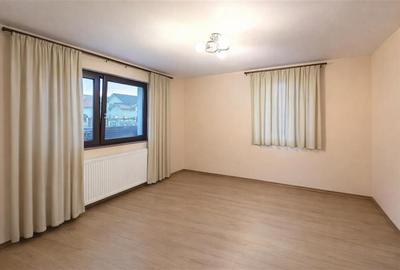 Casă individuală cu 5 camere cu Teren 660 Mp în Sângeorgiu de Mureș - 3