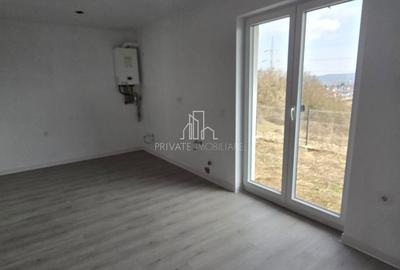 Casă cu 4 camere cu Canalizare în Unirii - 7