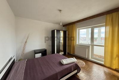 Apartament cu 3 camere decomandat, mobilat în Central