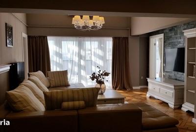 Apartament cu 4 camere decomandat în Central - 4