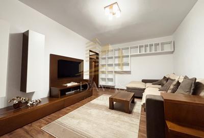 Apartament cu 3 camere decomandat, mobilat în Între Lacuri