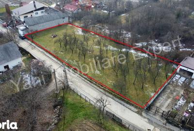 Teren de 1774 mp, în Central - 1