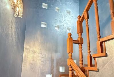 Casă individuală cu 10 camere cu Canalizare în Fratelia - 9