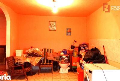 Casă cu 7 camere cu Teren 1458 Mp în Lenauheim - 8
