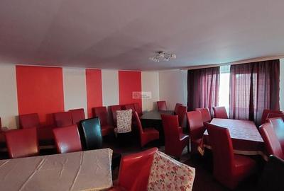 Casă cu 8 camere cu Canalizare în Garoafa - 4