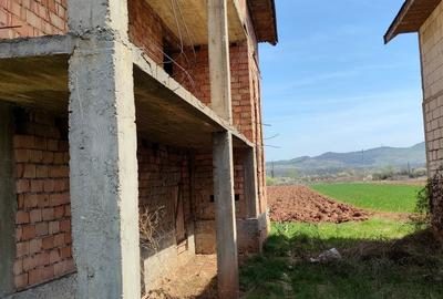 Casă cu 4 camere în Central - 12