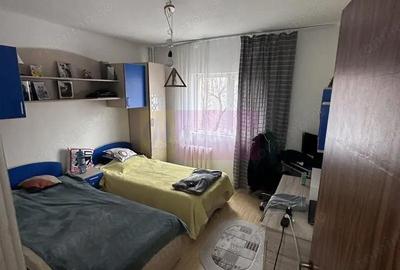 Apartament cu 3 camere decomandat, mobilat în Basarabia - 6