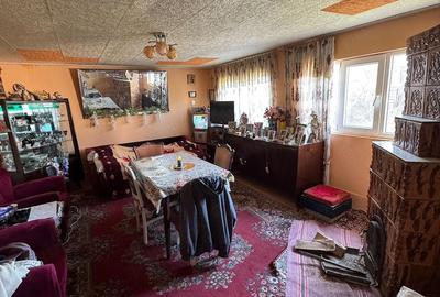 Casă cu Teren 1060 Mp în Moșteni - 3