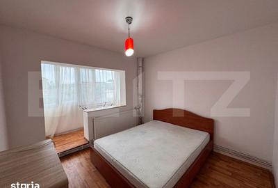 Apartament cu 3 camere decomandat în Sărari - 8