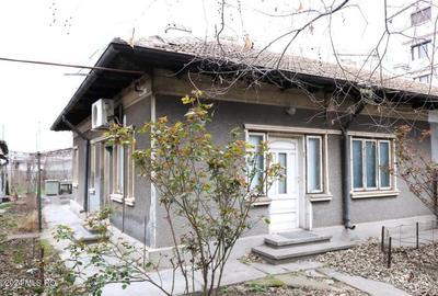 Gara - Spitalul CFR - Str. Scolii, casa din caramida, teren 380 mp! - 10