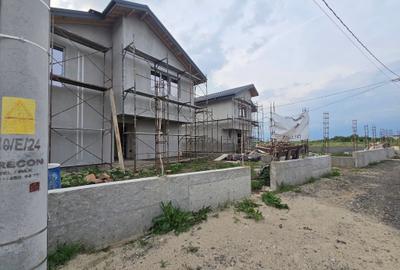 Casă individuală cu 4 camere cu Teren 350 Mp în Exterior Nord - 24