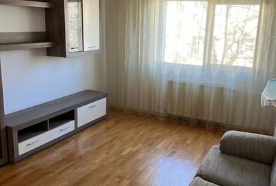 2 camere  – Băneasa, Bd. Aerogării pe Str. Neagoe Vodă, etaj 2/4, dec, mobilat. - 3