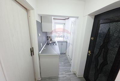 Apartament cu 1 camere in zona 1 Mai - 1