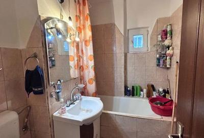Apartament cu 4 camere decomandat în Central - 3