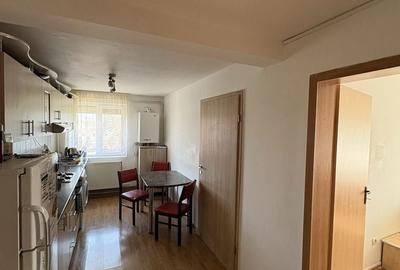 Apartament cu 2 camere decomandat în Alfa - 1