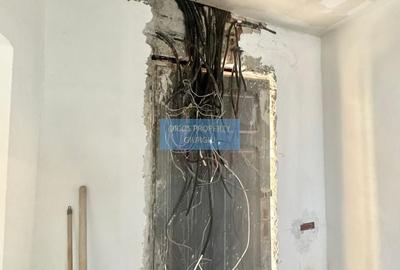 Casă individuală cu 7 camere cu Canalizare în Central - 12