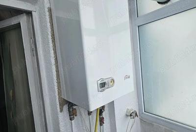 Apartament cu 4 camere decomandat în Central - 4