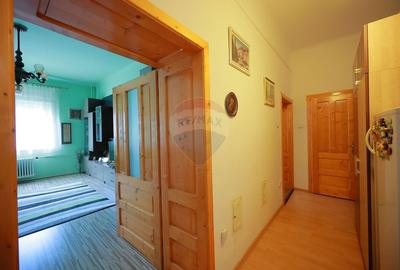 Apartament de vanzare, 2 camere, ultracentral, Str. Republicii, Oradea - 7