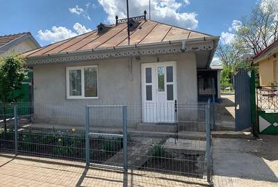 Casă cu Teren 900 Mp în Central - 10