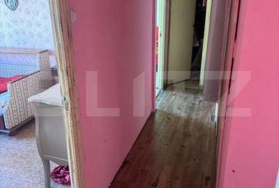 Apartament cu 4 camere decomandat în Central - 3