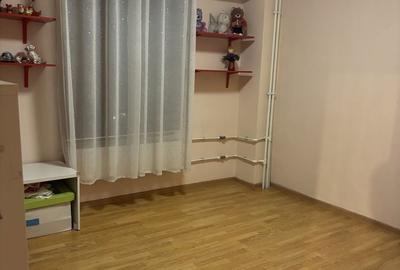 Apartament cu 3 camere decomandat în Exterior Vest - 1
