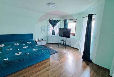 Casă cu 5 camere cu Teren 520 Mp în Cetate - 8