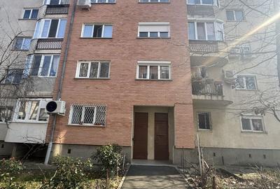 Apartament cu 3 camere decomandat în Alfa - 3