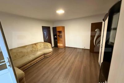 Apartament cu 2 camere semidecomandat, mobilat în Micro 11 - 9