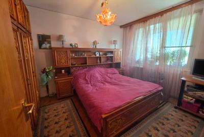 Apartament cu 3 camere semidecomandat, mobilat în Dristor - 18