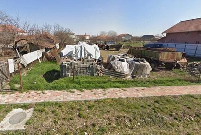 Casă cu Teren 1439 Mp în Central