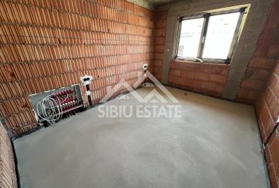Casa individuala cu garaj , curte generoasa - 9