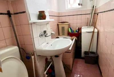 Apartament cu 3 camere semidecomandat în Km 4-5 - 4
