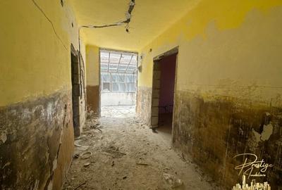 Casa renovabila cu teren generos de 700 mp in zona Garii - Oradea - 27