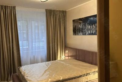 Apartament cu 2 camere decomandat, mobilat în Tractorul - 2