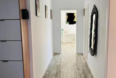 Apartament cu 2 camere decomandat în Giarmata - 1