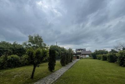 Duplex de vanzare, cu 8 camere, 300 mp, zona centrala Duplex de vanzare, cu 8 camere, 300 mp, zona centrala - 3