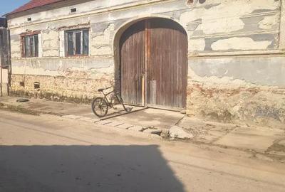 Casă cu 4 camere în Vaidei