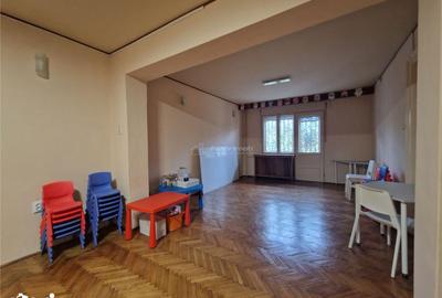 Casă cu 5 camere cu Teren 154 Mp în Brestei