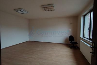 Spațiu comercial, de 382 mp, în Central - 13