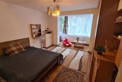 PF inchiriez apartament 3 camere decomandate, et. 2 4 cartierul Gheorgheni Aleea Baita, cu parcare