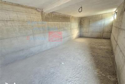 Casă cu 4 camere cu Teren 500 Mp în Dumești - 7